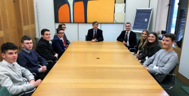 David Rutley MP with the students from Macclesfield