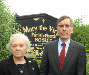David Rutley MP with Cllr Lesley Smetham, Mayor of Cheshire East, at an earlier Bosley memorial service